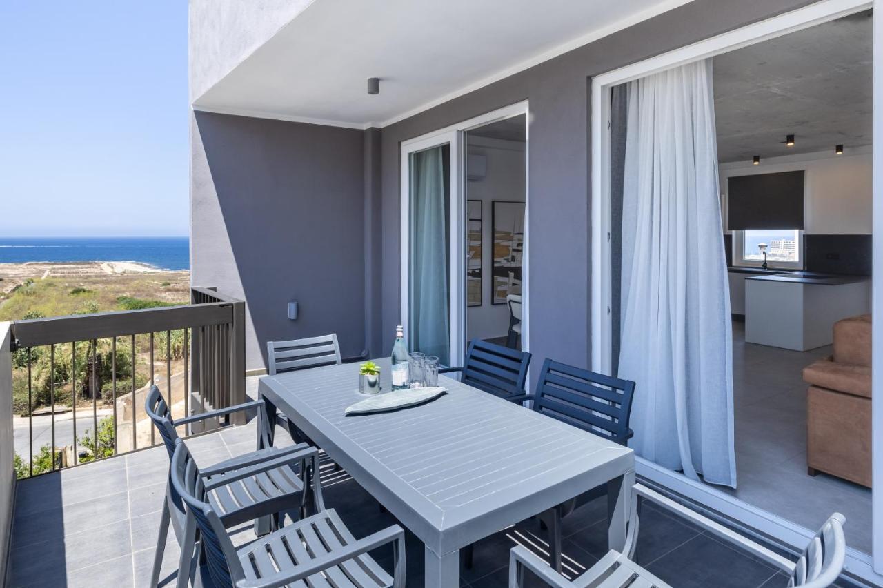 Seaside Luxury In Pembroke St Julians Apartment Exterior photo